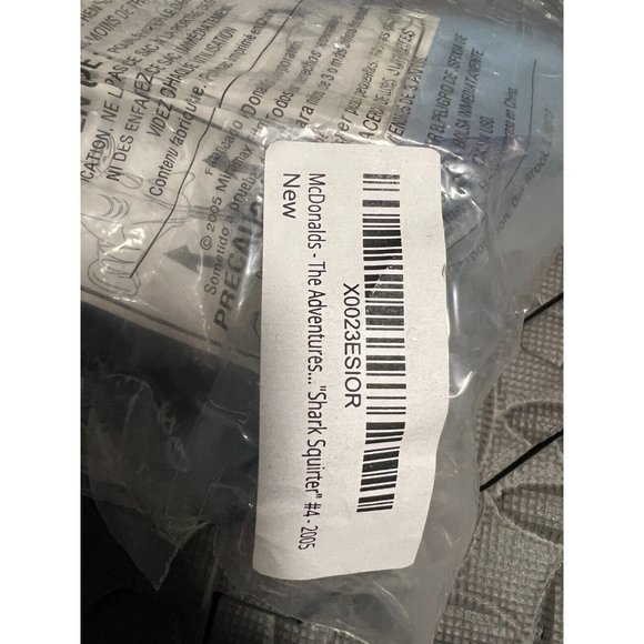 McDonalds SHARKBOY and LAVA GIRL in 3-D Shark Squirter #4 NIP Cake Topper 3D - Picture 2 of 4